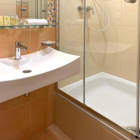 Hotel Eney Boutique 4*