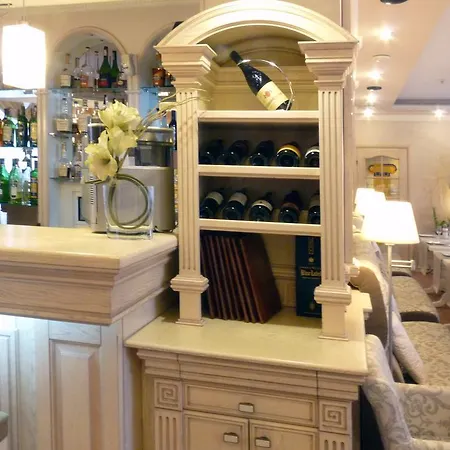 Eney Boutique Hotel 4*