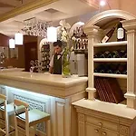 Eney Boutique 4*
