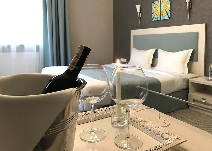 Hotel Eney Boutique 4*